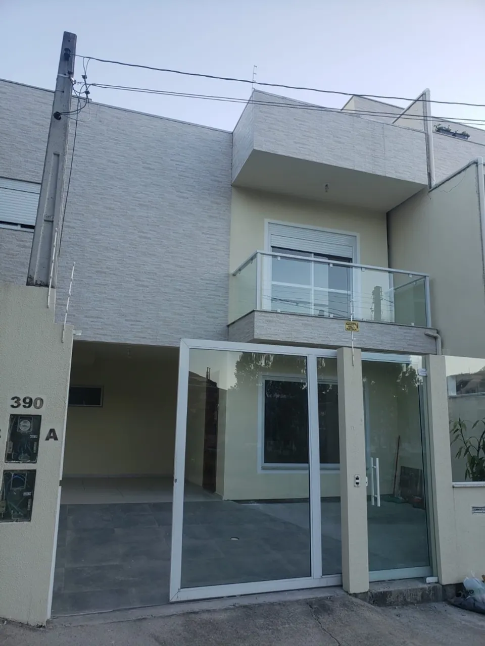 House, 80 m², with a glass-enclosed balcony — photo 3