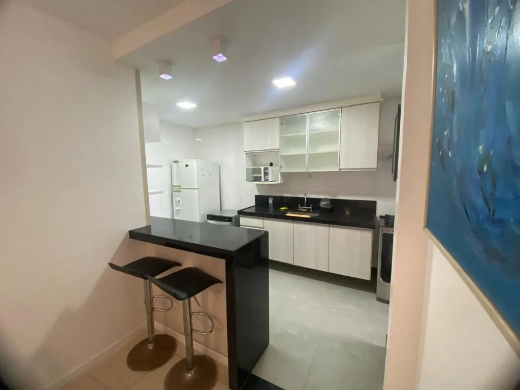 Furnished 91 m² apartment with 2 bedrooms and parking — photo 2
