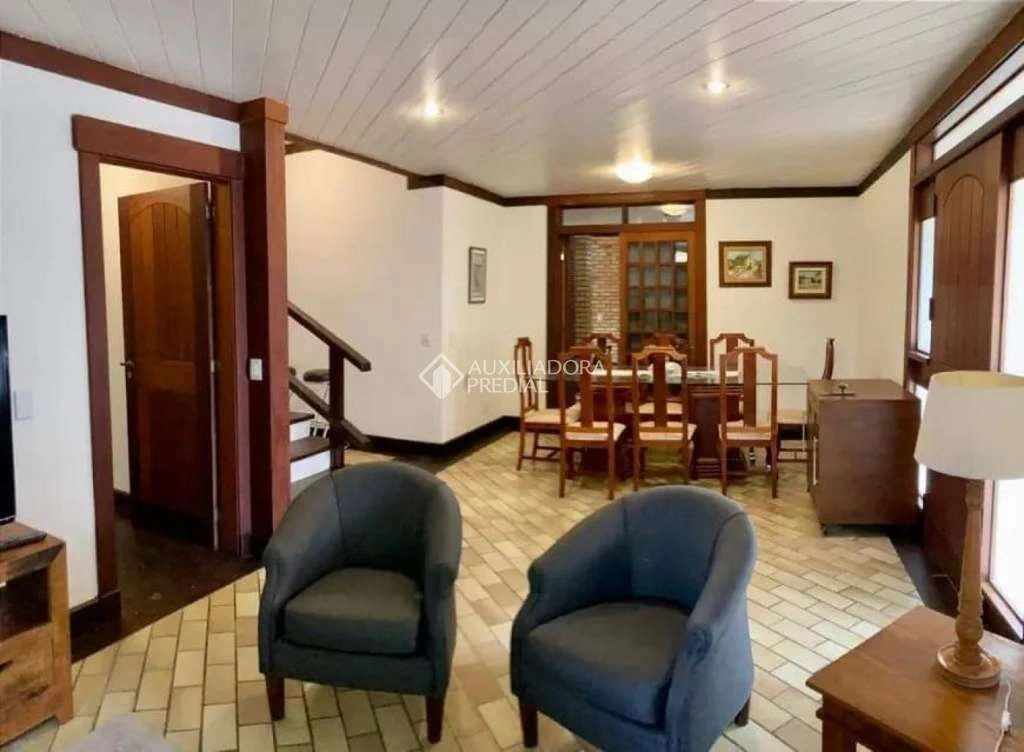 Casa com 4 quartos em suíte, 5 banheiros e 3 vagas — photo 5