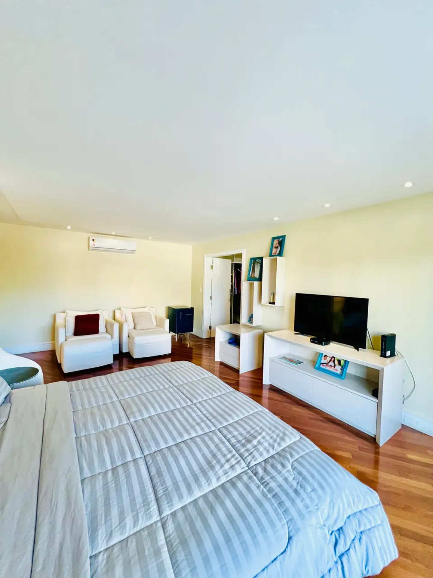 Casa mobiliada com 5 suítes e 640 m² — photo 53