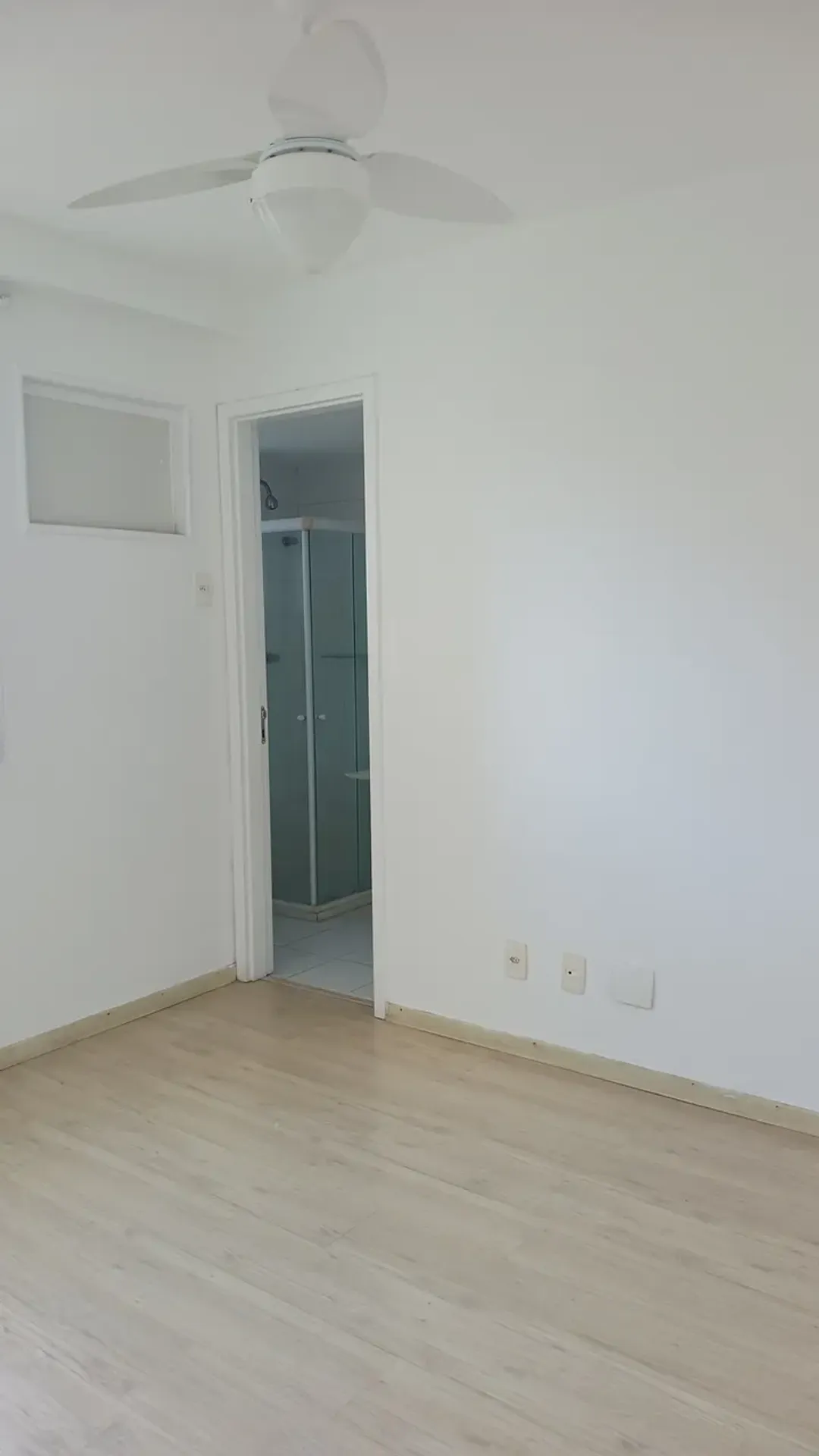 4-bedroom apartment with a mountain view in Rio de Janeiro — photo 16