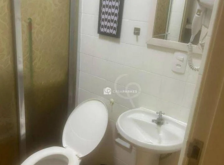 Меблированная квартира с 1 спальней и душевой из стекла — photo 6