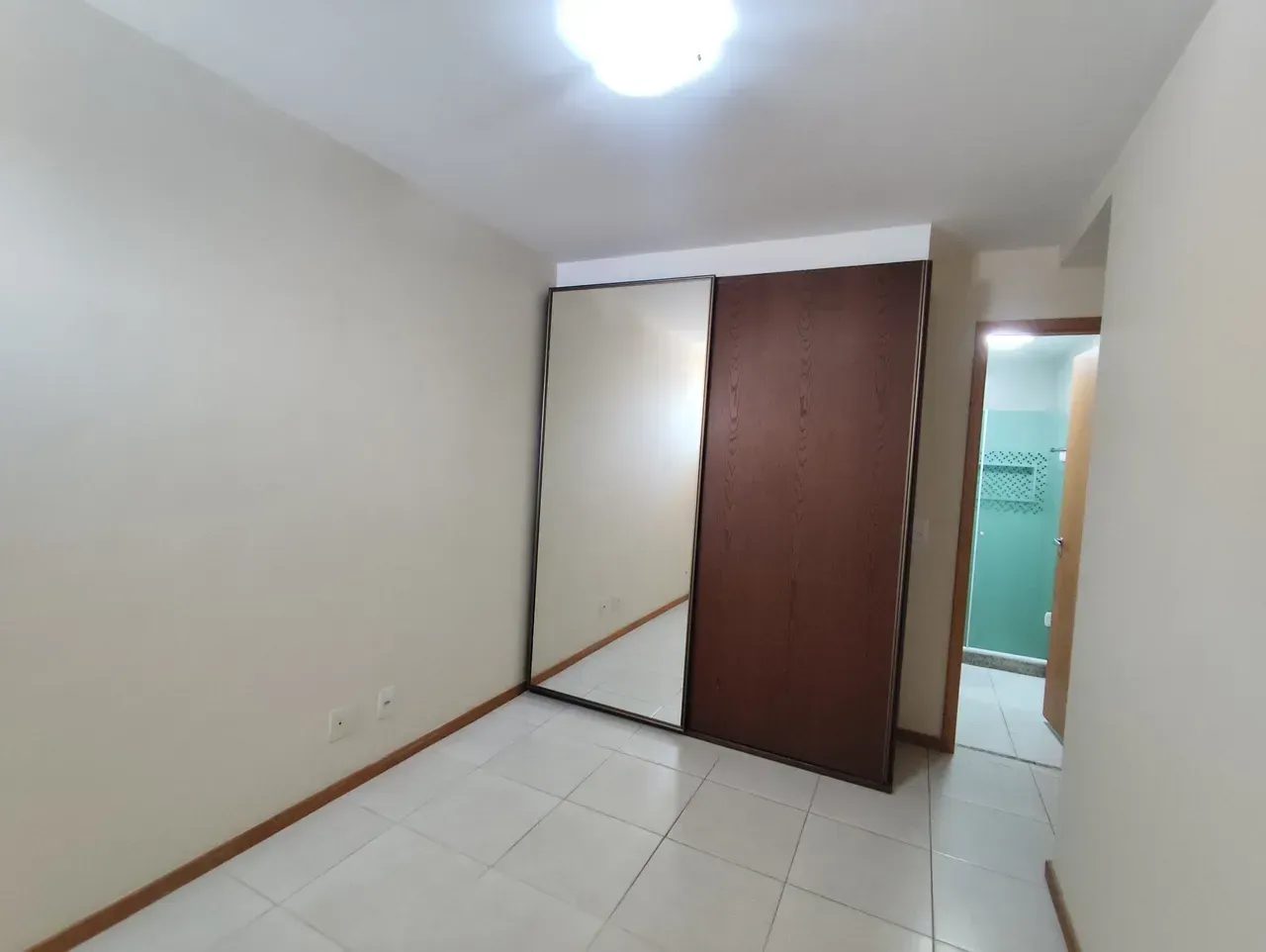 3-bedroom apartment with 2 bathrooms and 72 m² — photo 4