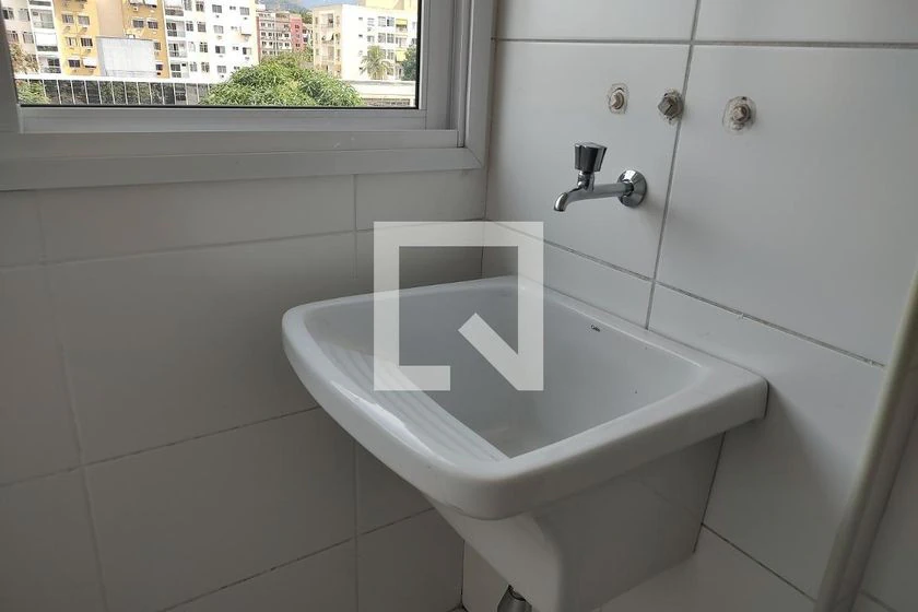 Квартира з 2 кімнатами та власною ванною і балконом — photo 10