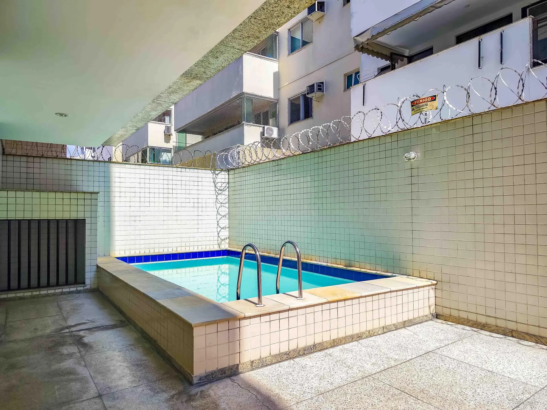 Apartamento sem mobília com 3 quartos e área de lavanderia — photo 48