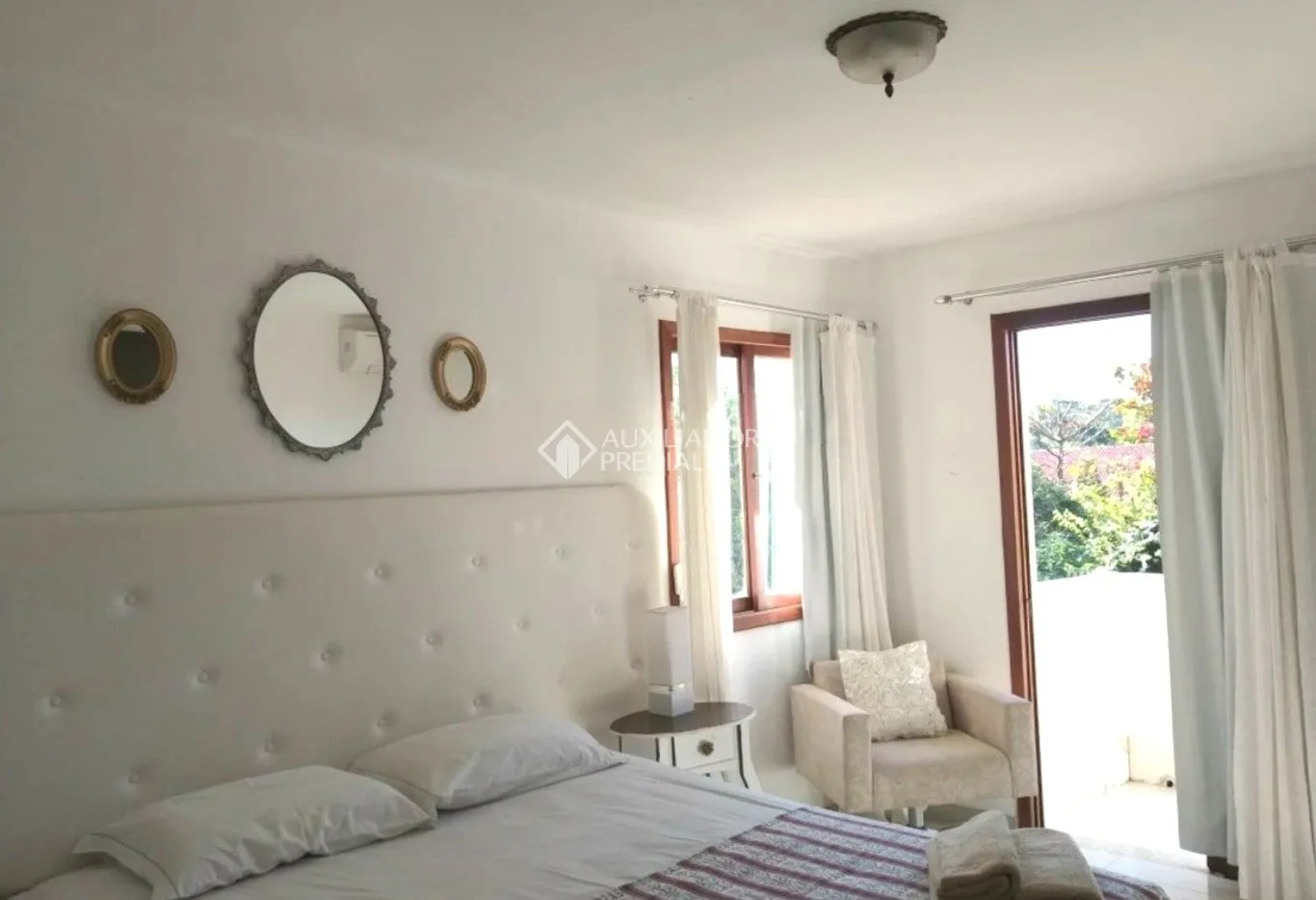 Casa amueblada de 415 m² con 6 dormitorios y 3 plazas — photo 18