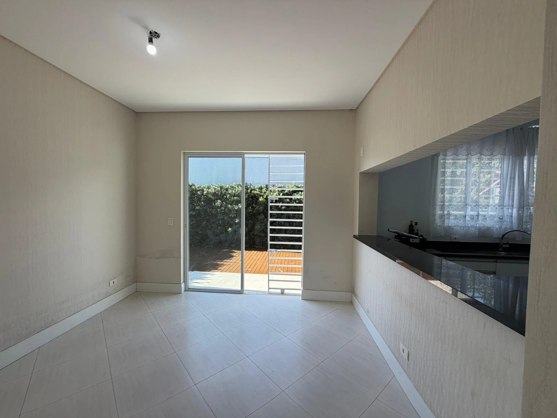 Casa com 4 quartos, jardim e churrasqueira privativa — photo 4