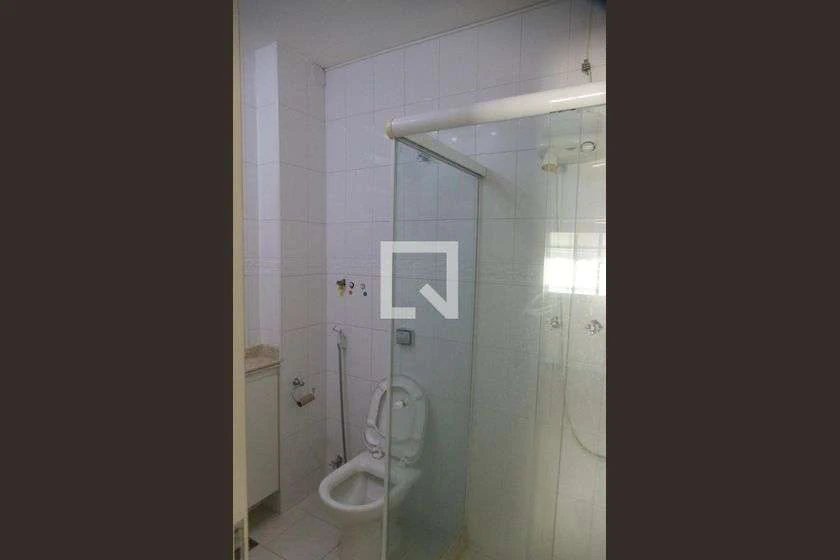 Unfurnished 1-bedroom apartment with a separate kitchen — photo 35