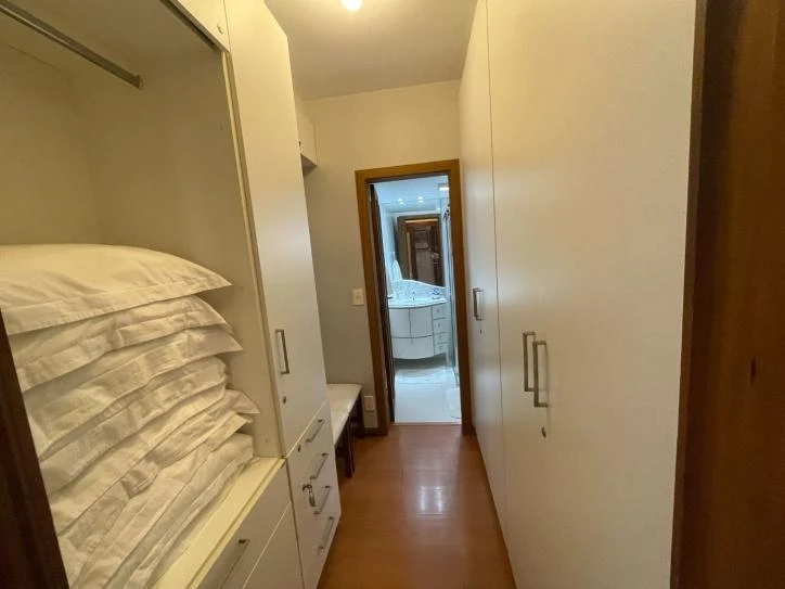 Ванна и 6 спален: дом 320 м² — photo 33