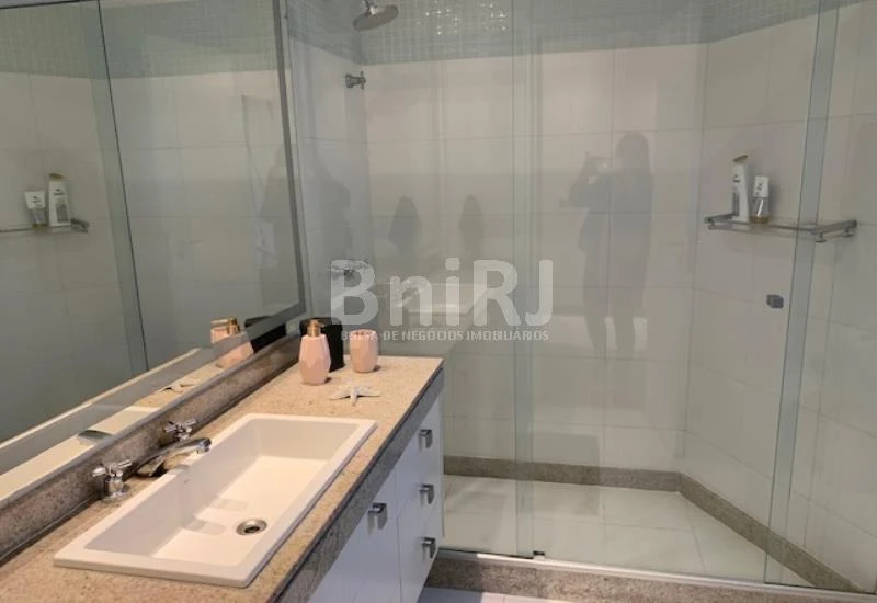 Apartamento mobiliado de 260 m² com 4 dormitórios e churrasqueira — photo 23