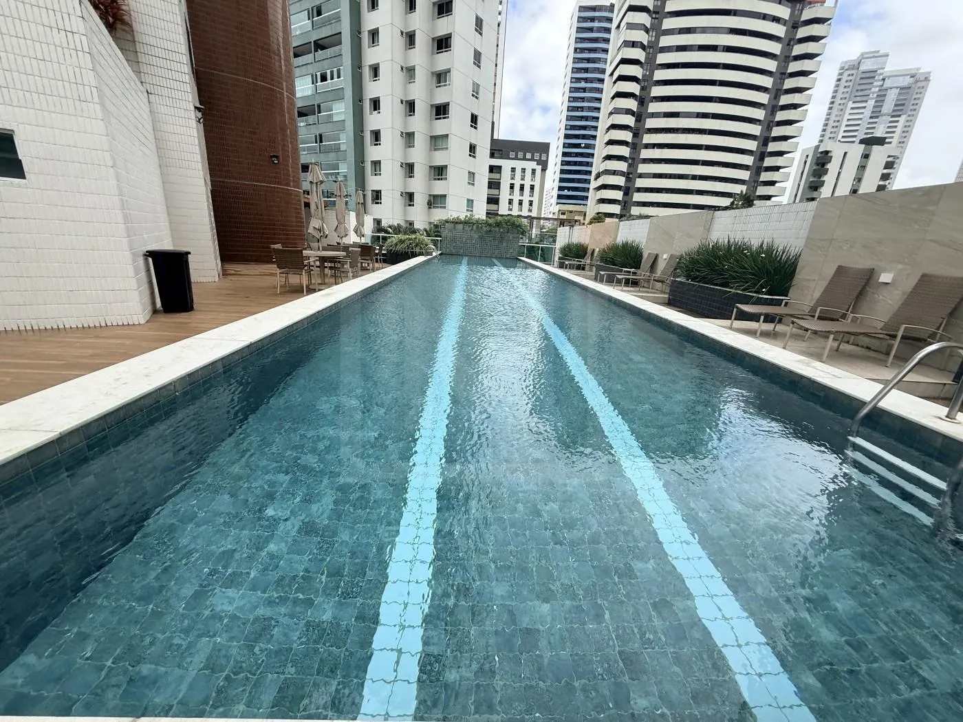 Furnished 163 m² apartment on the 26th floor with 4 bedrooms — photo 25