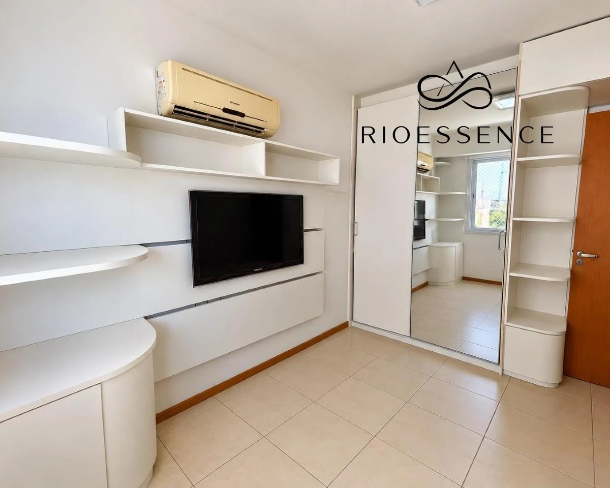 3-bedroom apartment with a home office — photo 11