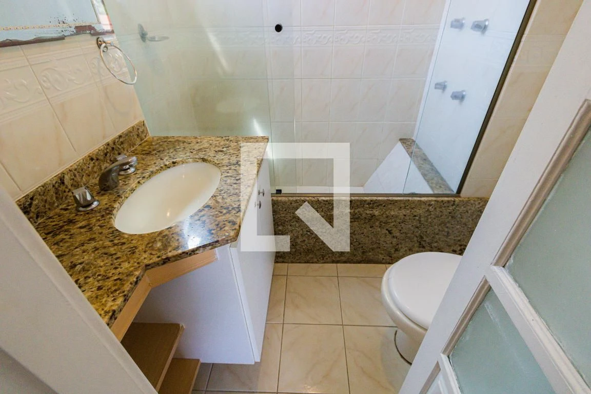 Apartamento com 3 quartos e cozinha fechada a gás — photo 21