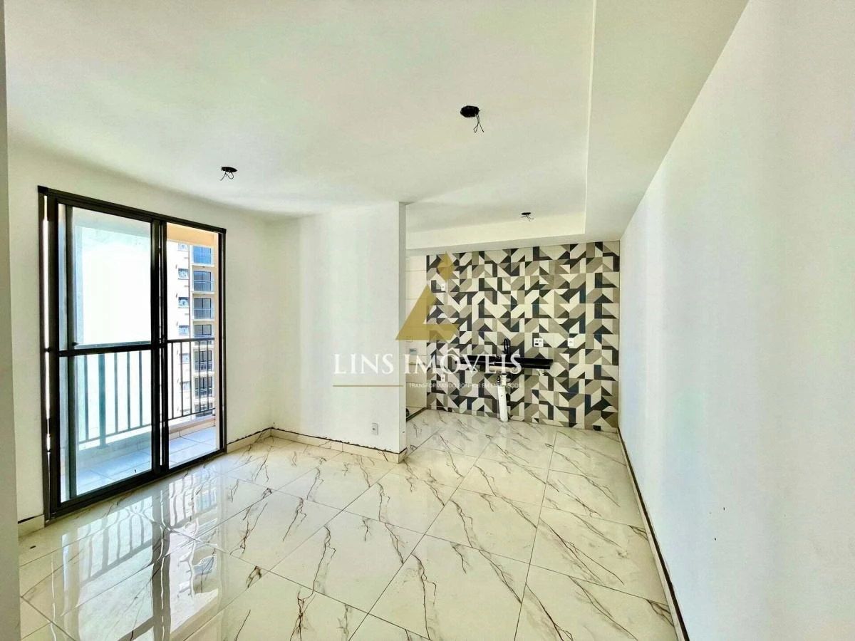 63 m² apartment with a home office and a mountain view — photo 4