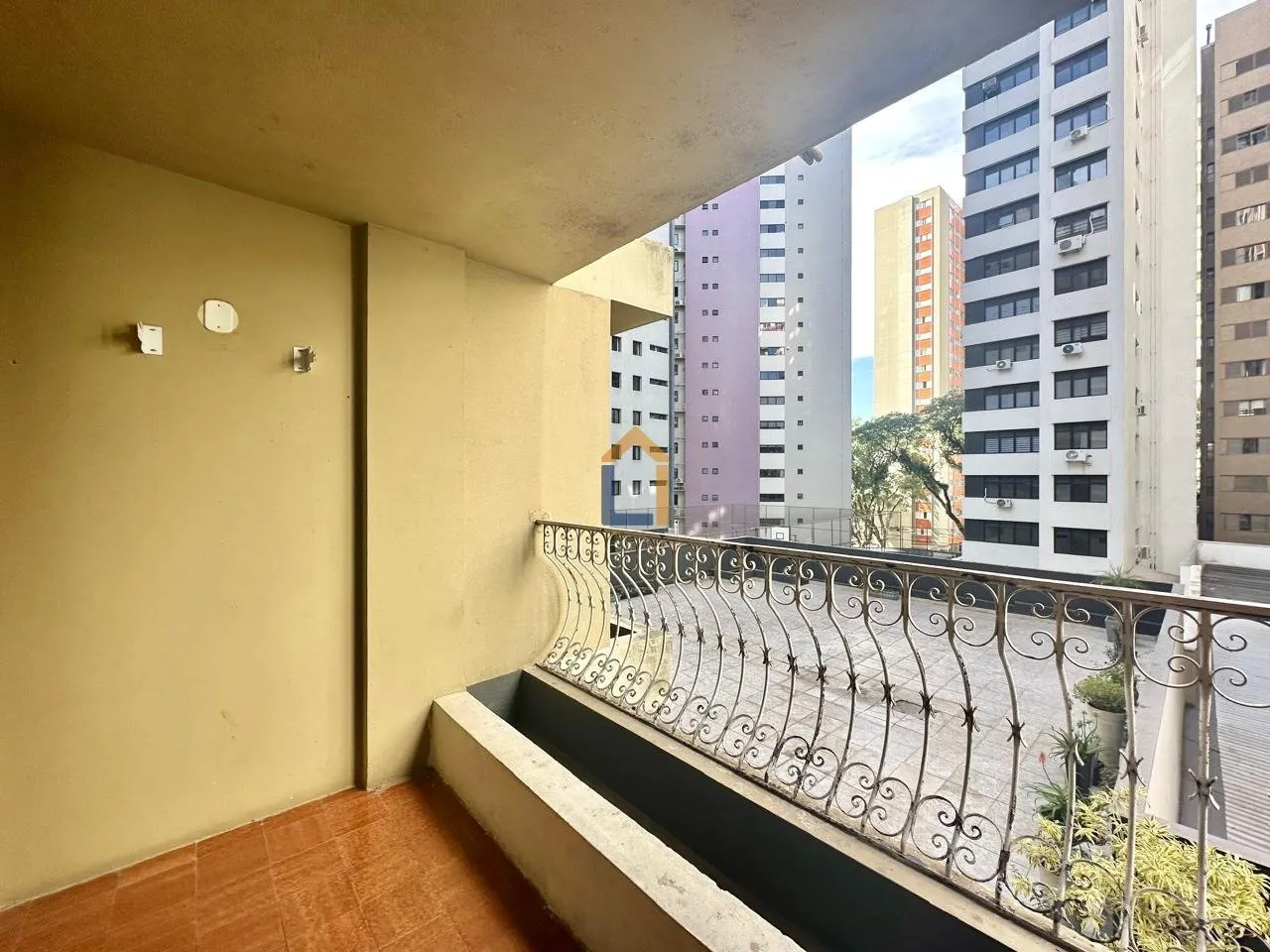 90 m² apartment with 2 bedrooms and no parking — photo 18