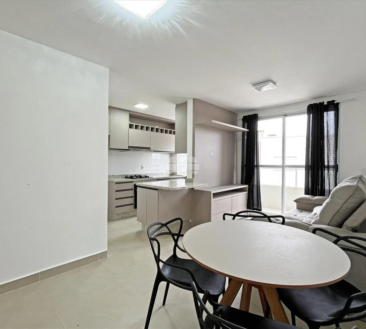 53 m² apartment with a washing machine and a home office — photo 7