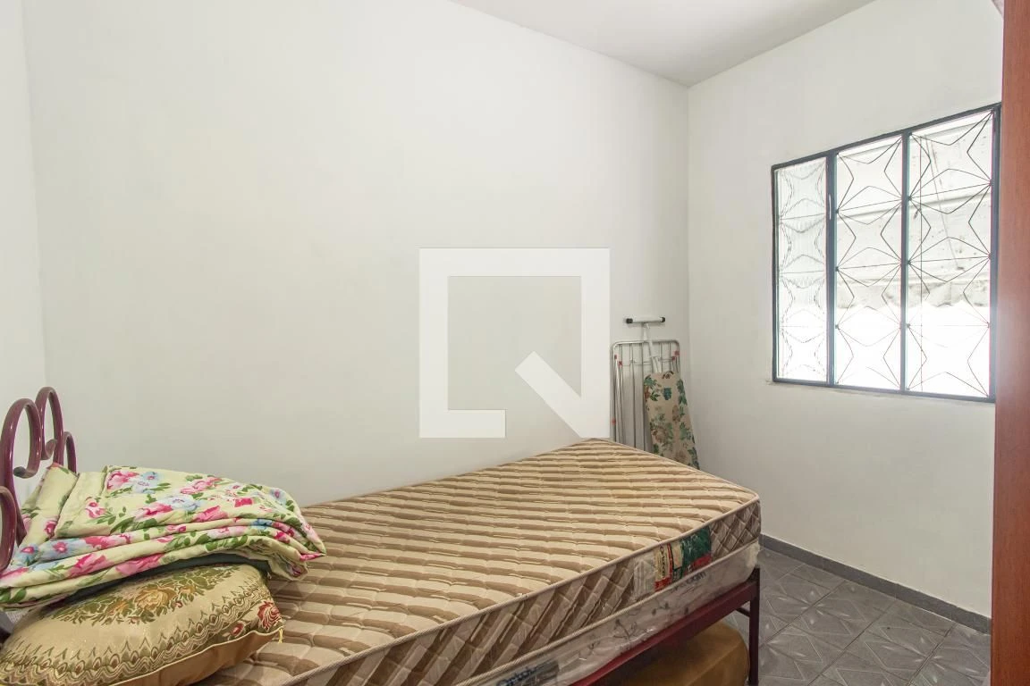 One-bedroom house with a garden — photo 12