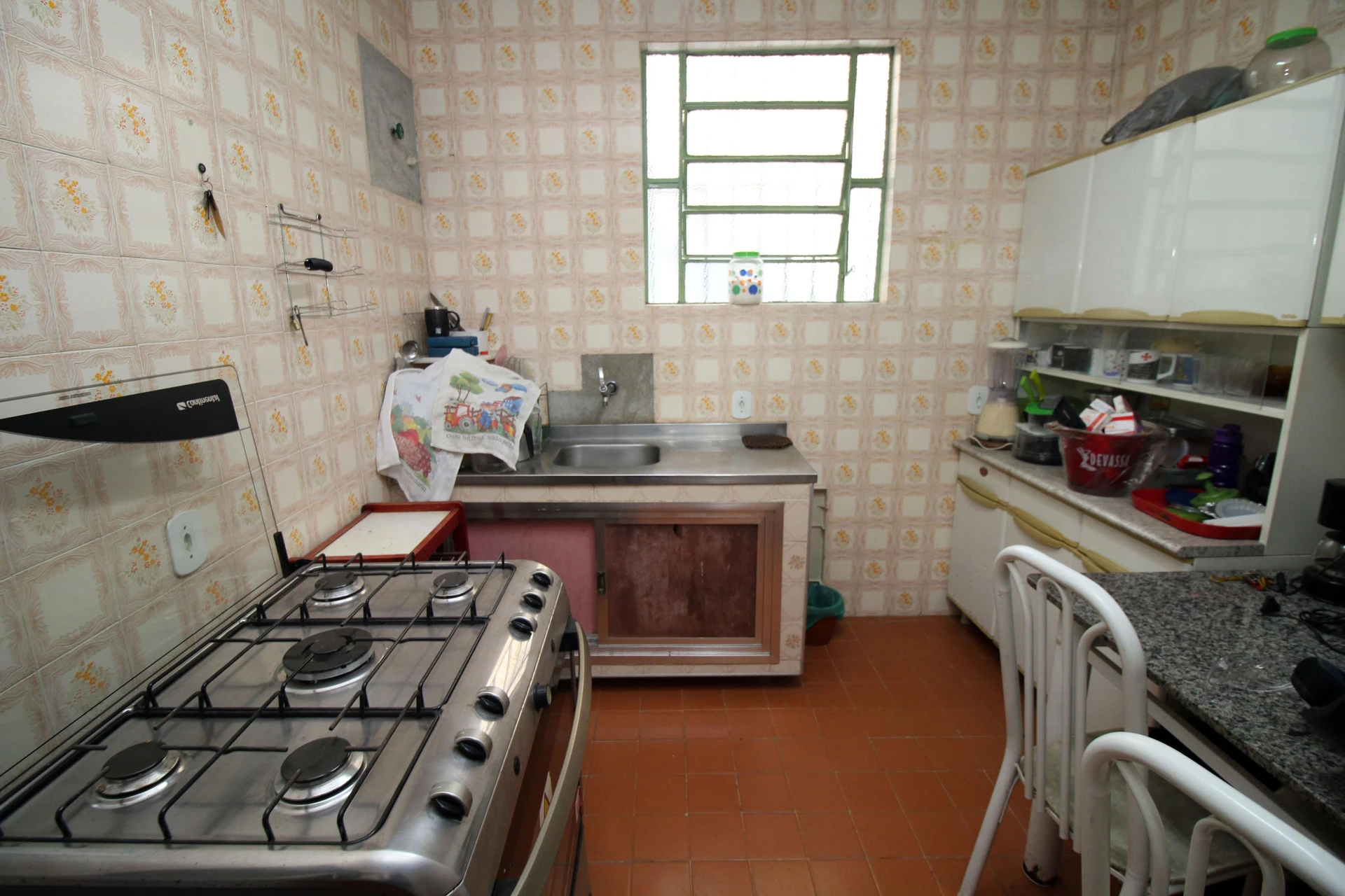 Casa mobiliada com 4 quartos e jardim privativo — photo 4
