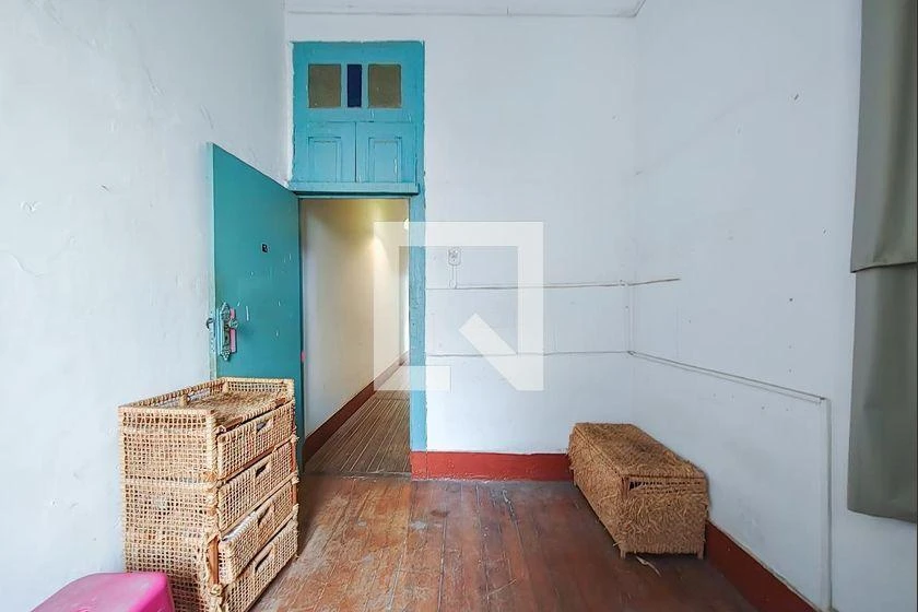 Furnished apartment with 5 bedrooms and 300 m² — photo 22