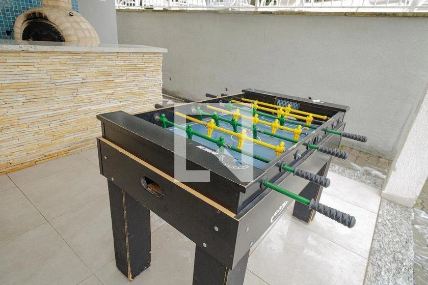 2-bedroom apartment in a building with a gym — photo 36