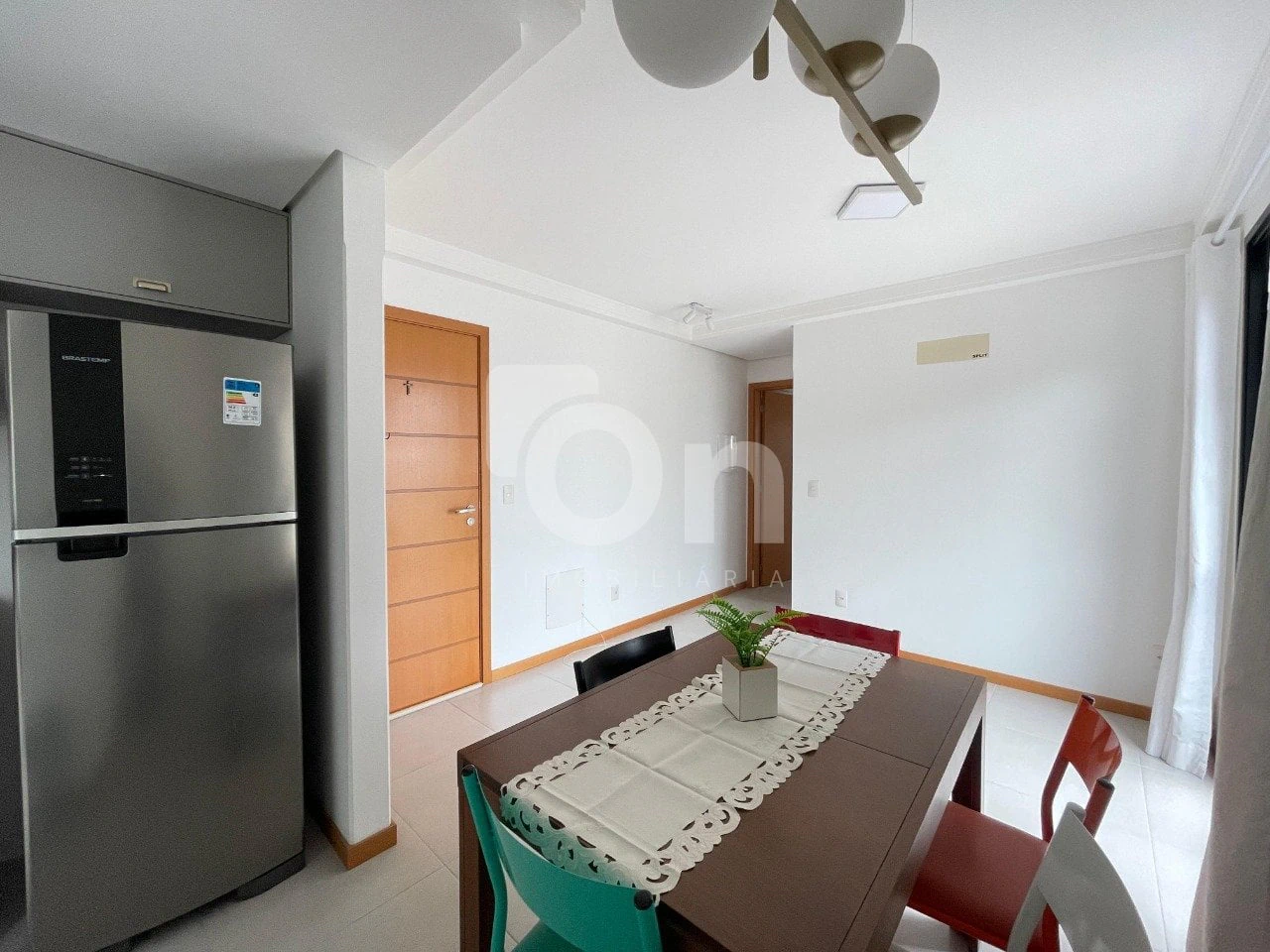 One-bedroom apartment with a mountain view in Florianópolis — photo 8