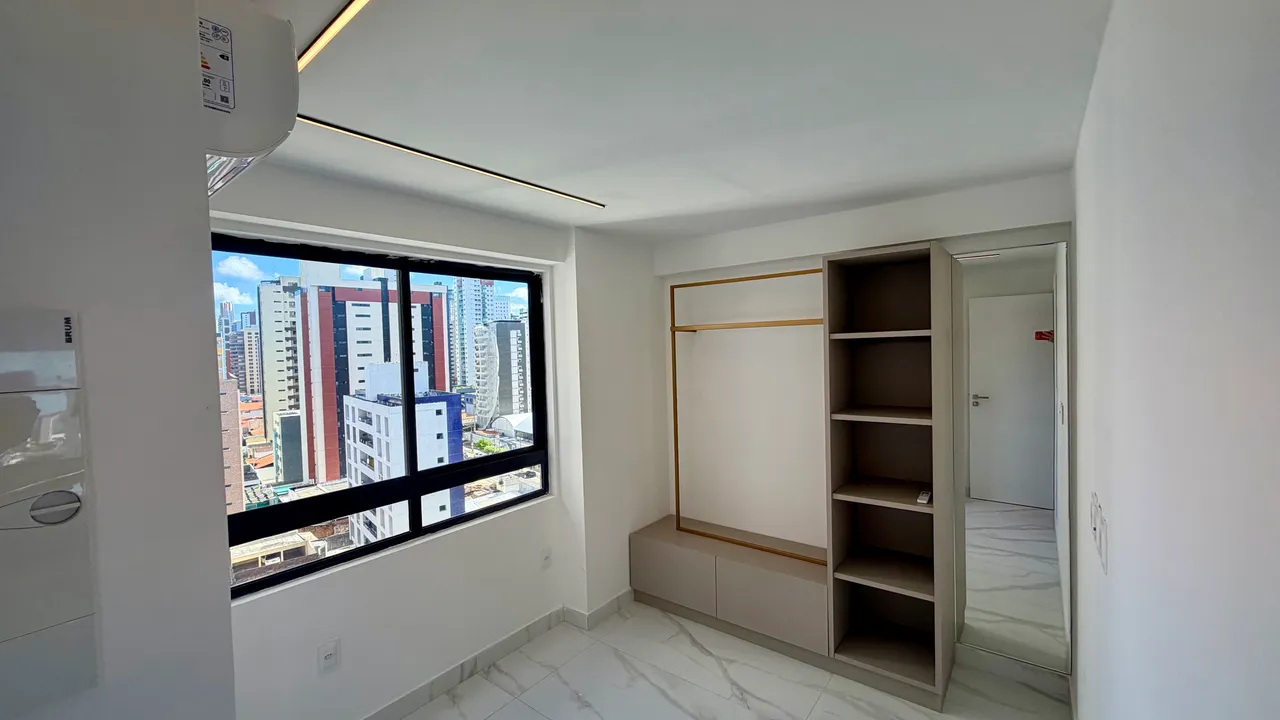 Modern 2-bedroom apartment with open-plan kitchen — photo 13