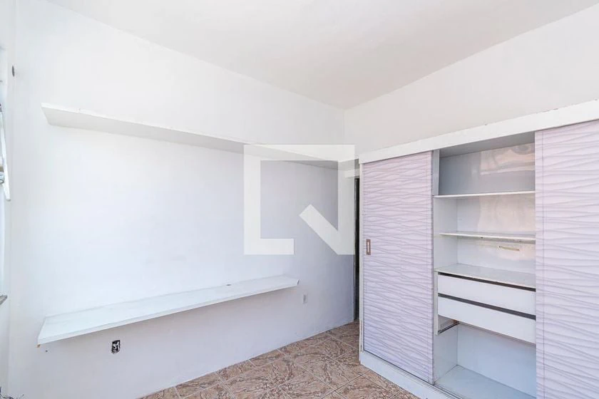 3-bedroom house with separate kitchen and 1 parking spot — photo 4