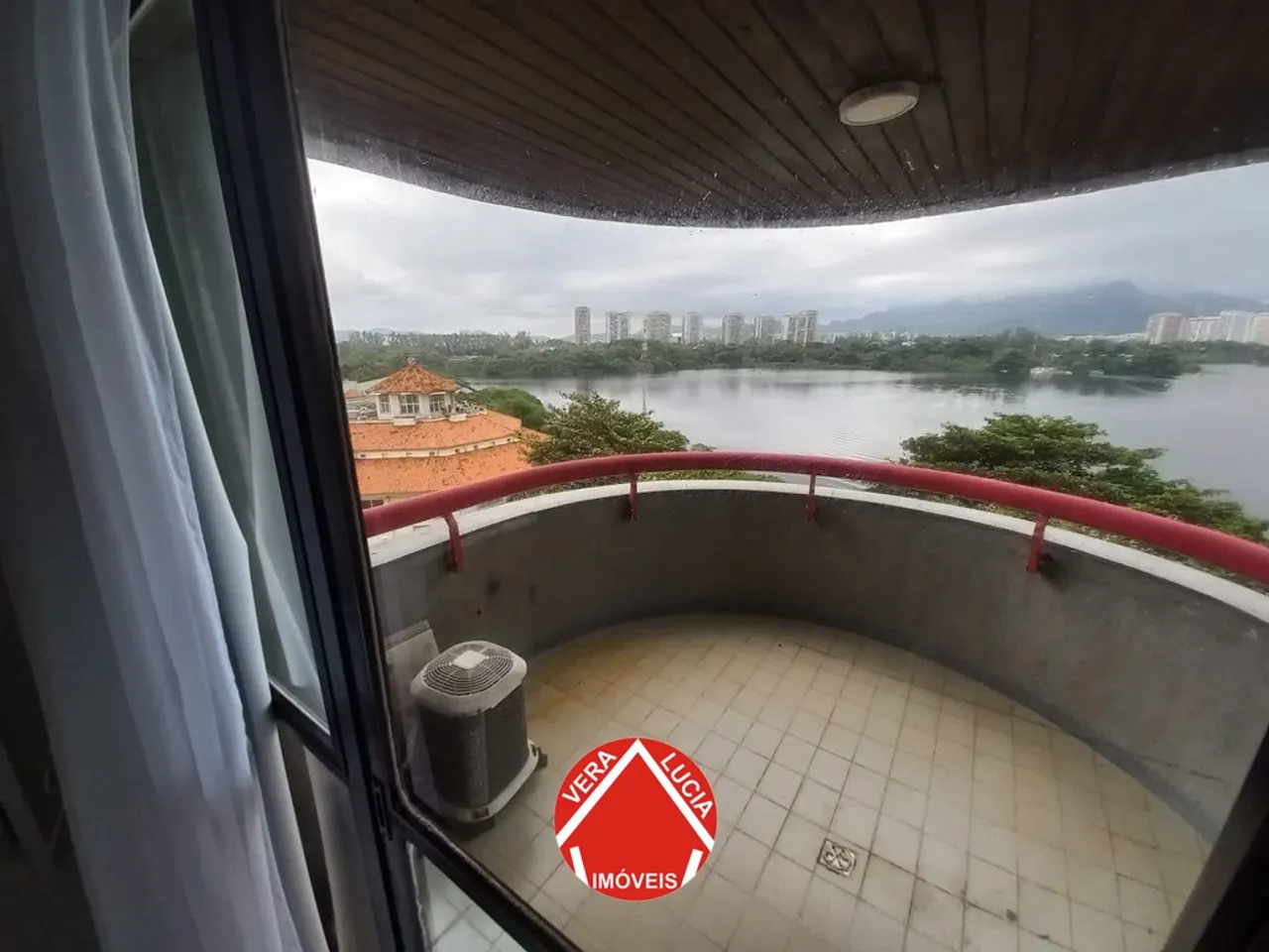 Furnished apartment with 1 bedroom and no parking — photo 17
