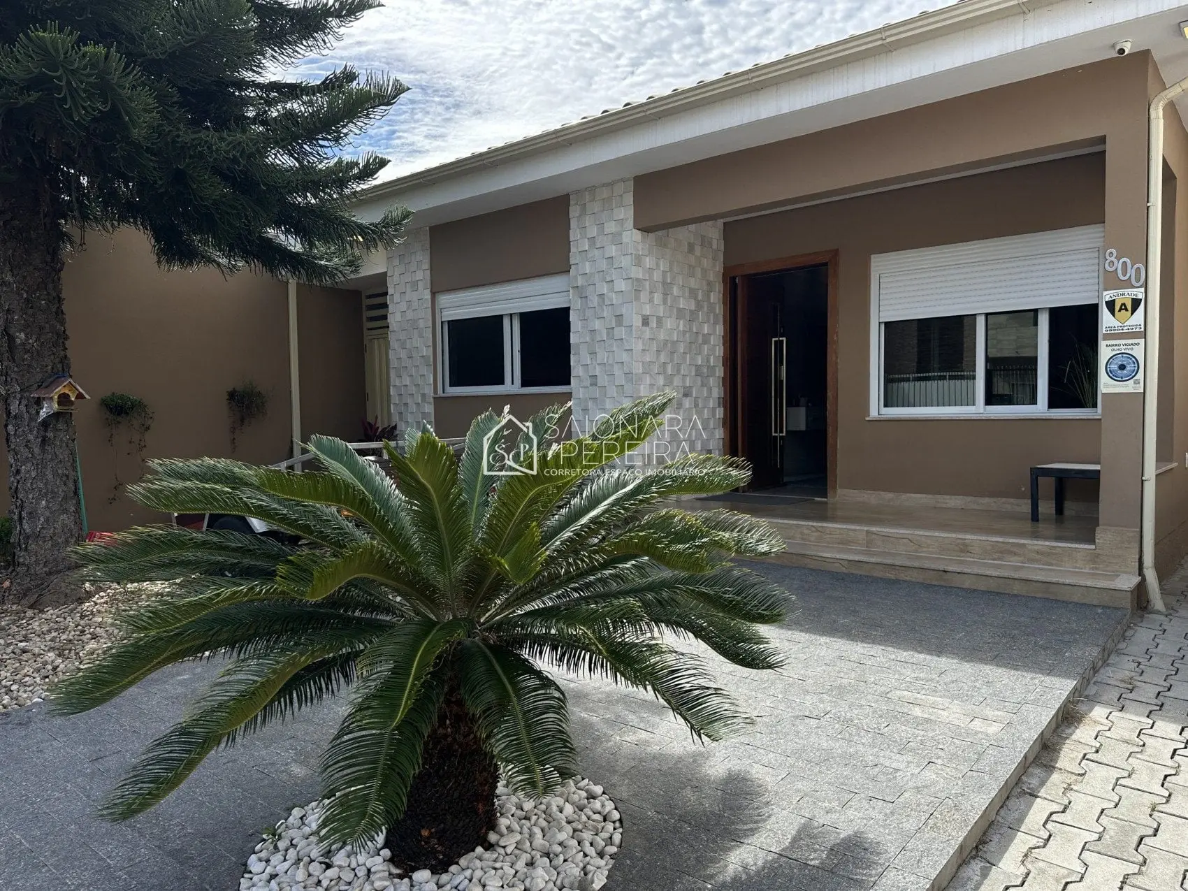 2-bedroom house with 1 en-suite bath, no parking — photo 8