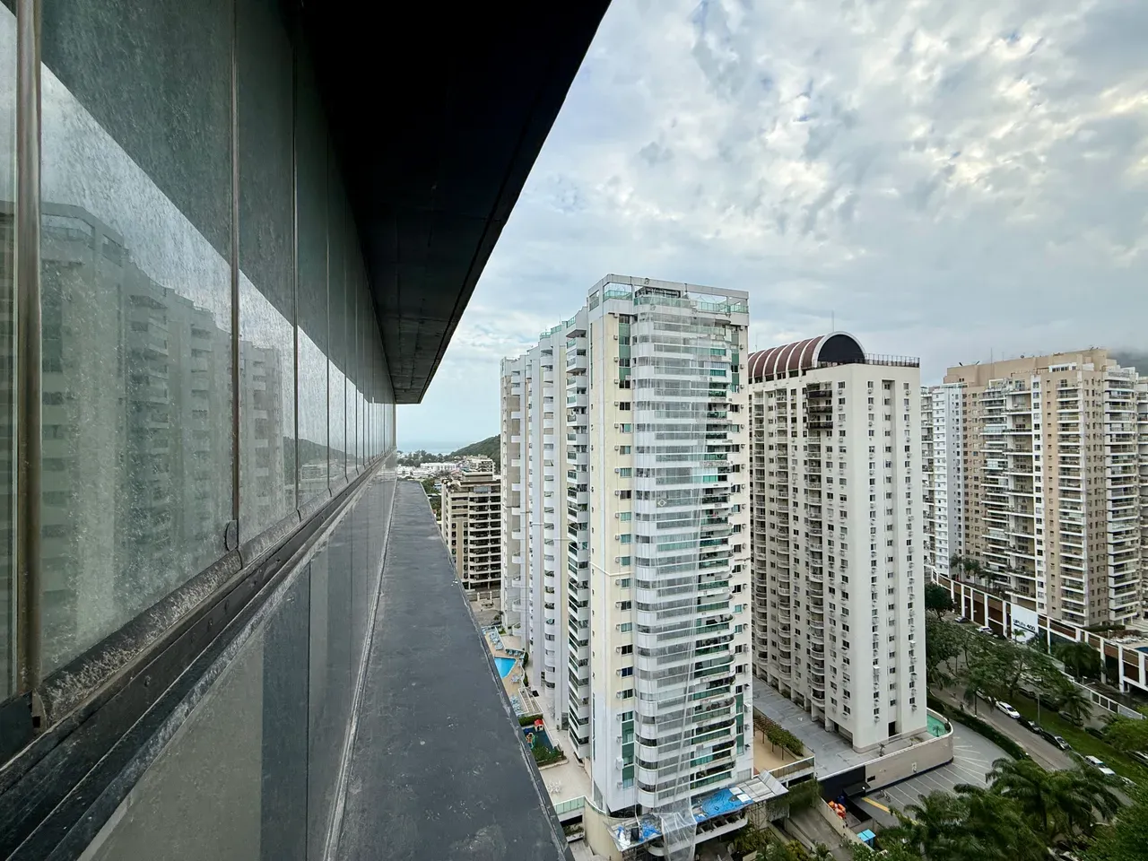 2 quartos e janelas do piso ao teto: apartamento de 84 m² — photo 2