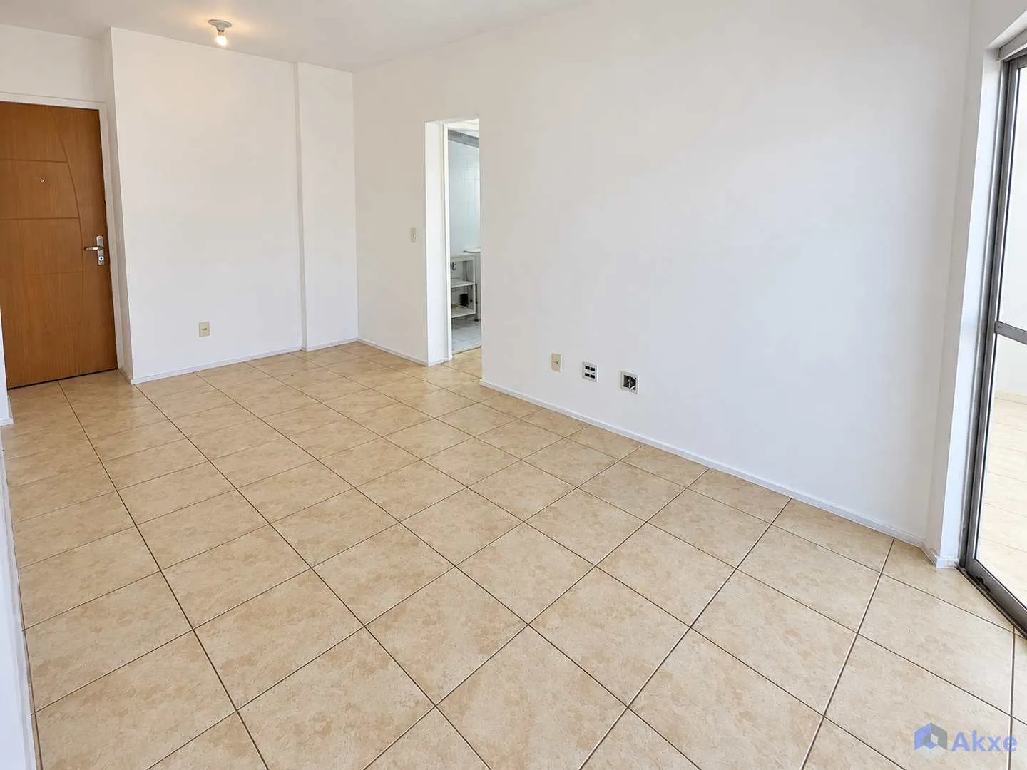 Apartment on the 13th floor with a water view — photo 16
