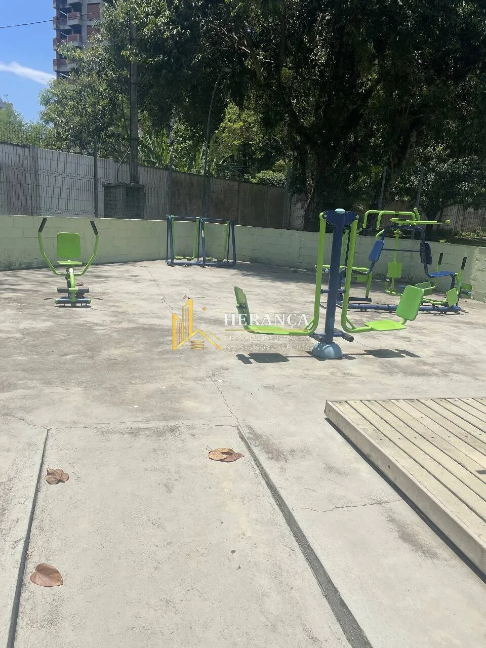 Apartamento sem mobília com 2 quartos e varanda — photo 14