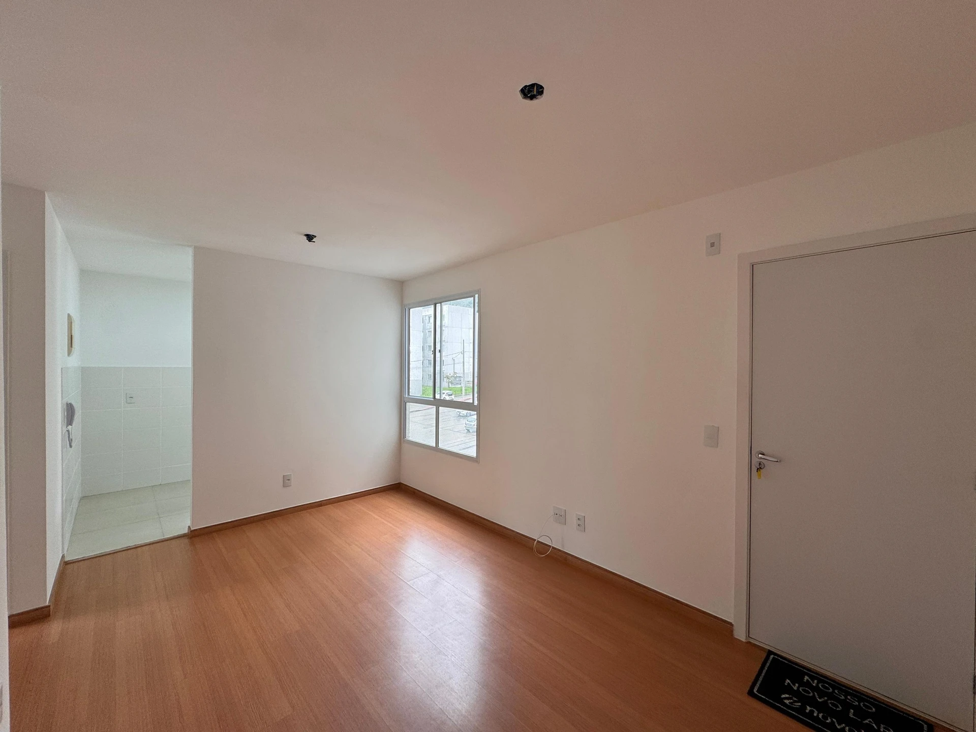 2-bedroom apartment with a closed kitchen and 1 parking spot — photo 14