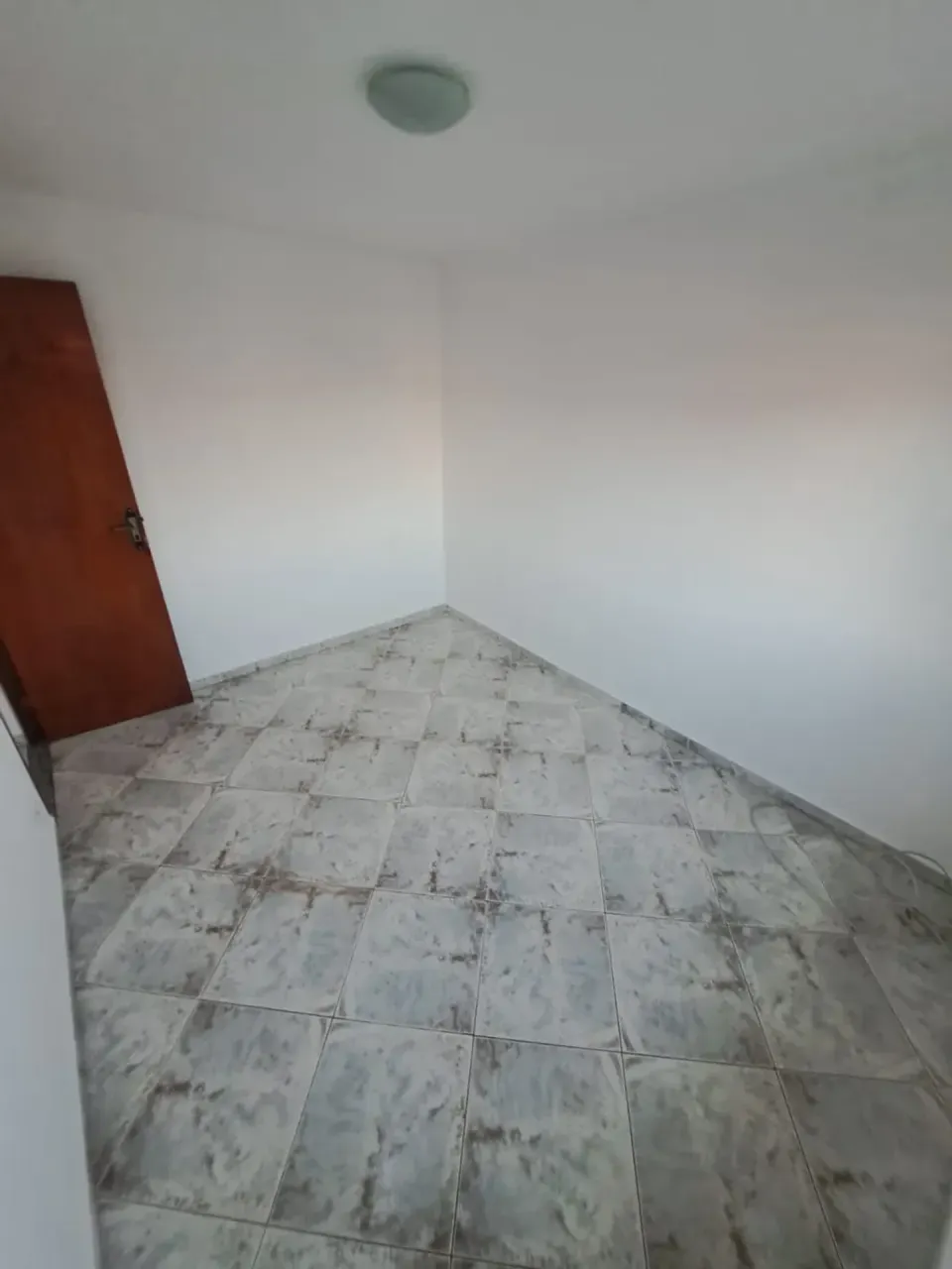 Apartamento sem mobília com 2 quartos e cozinha a gás — photo 7
