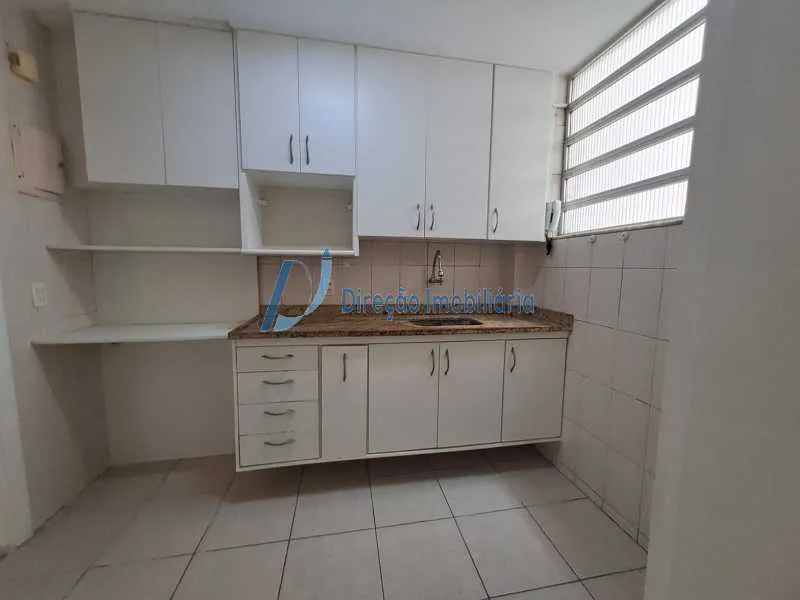 2-bedroom apartment with a walk-in closet in Rio de Janeiro — photo 11