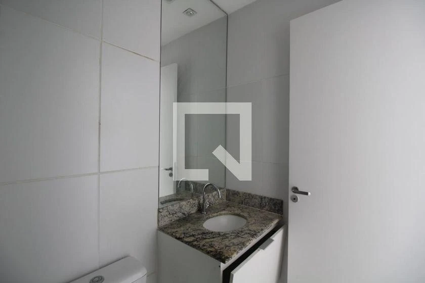 Mountain view in a one-bedroom apartment, 37 m² — photo 31