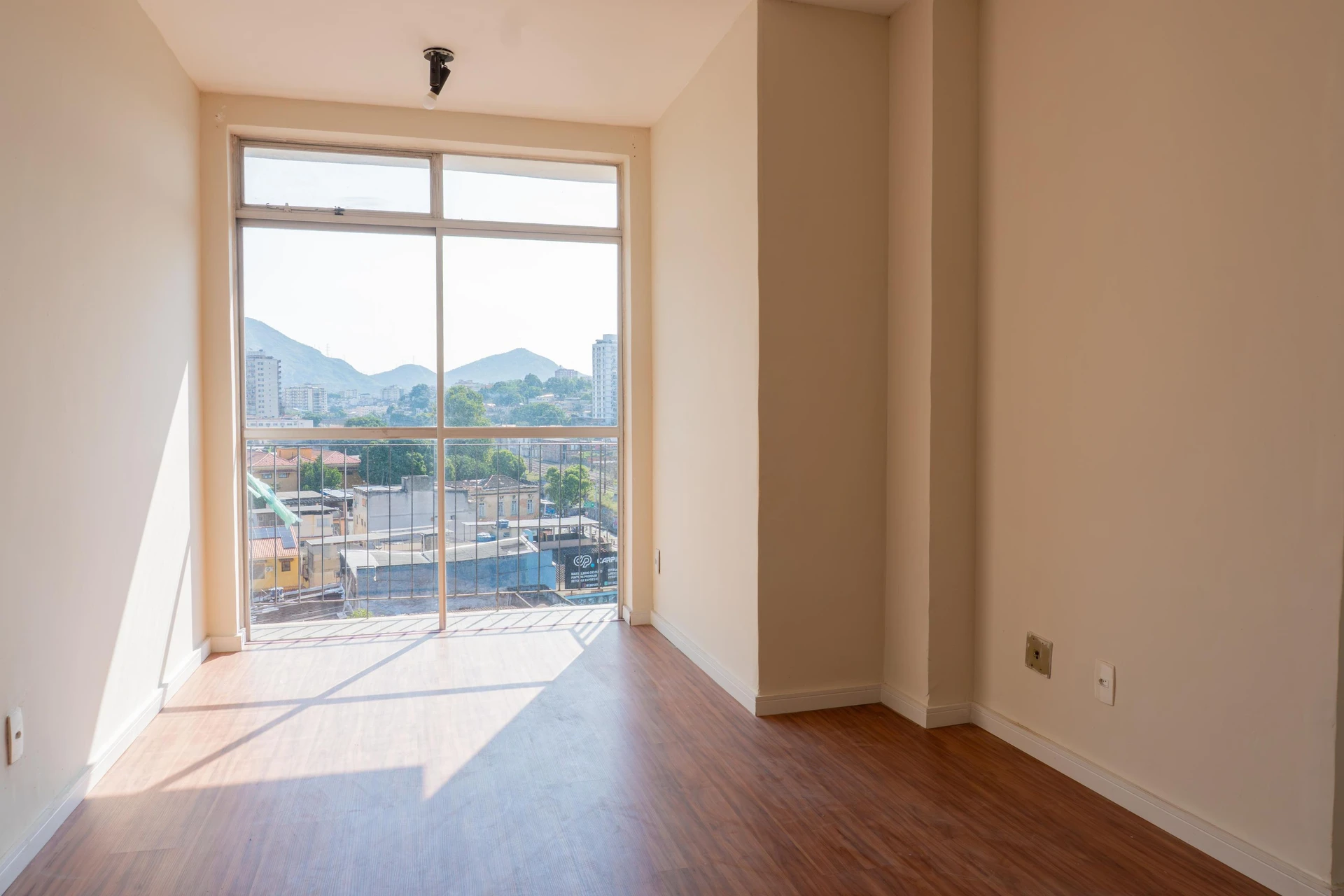 Apartamento de 2 quartos com vista para as montanhas — photo 9