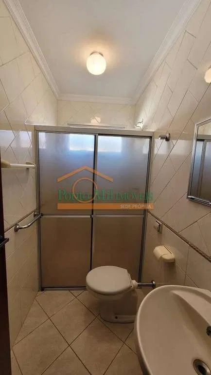 2-bedroom apartment with a washing machine in Curitiba — photo 23