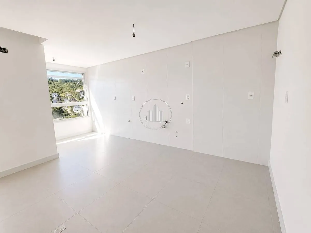 Apartamento amueblado de 120 m² con 1 suite y 2 plazas — photo 23