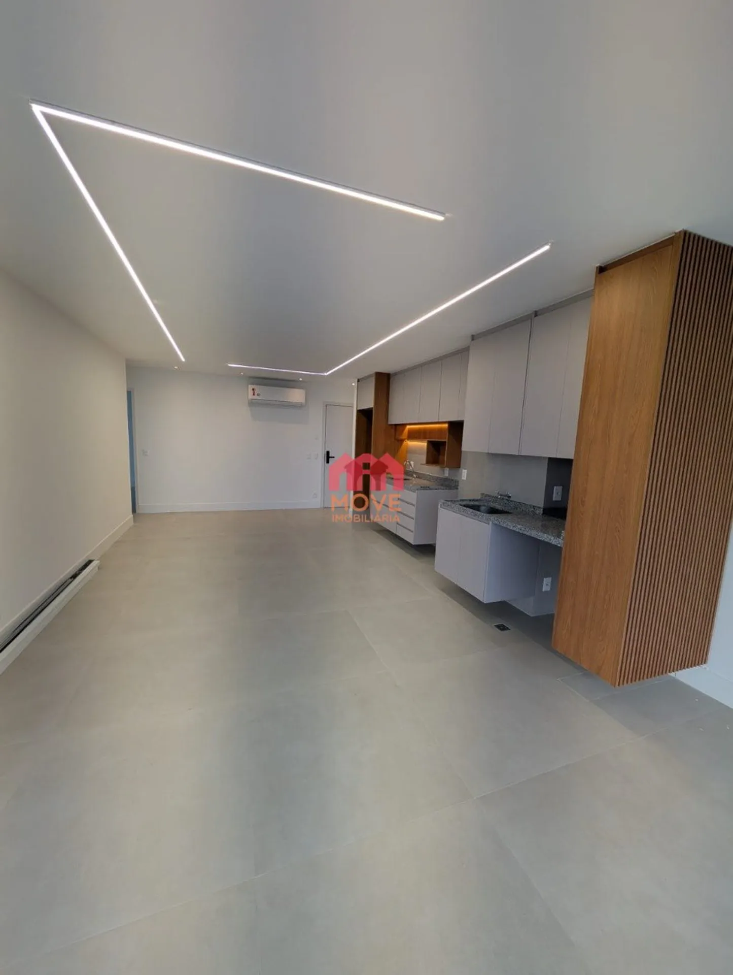 2-bedroom apartment in a building with a pool — photo 3