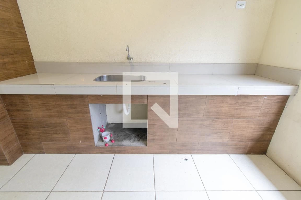 3-bedroom house with a private pool in Curitiba — photo 58