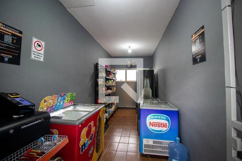2-bedroom apartment with separate kitchen and balcony — photo 31