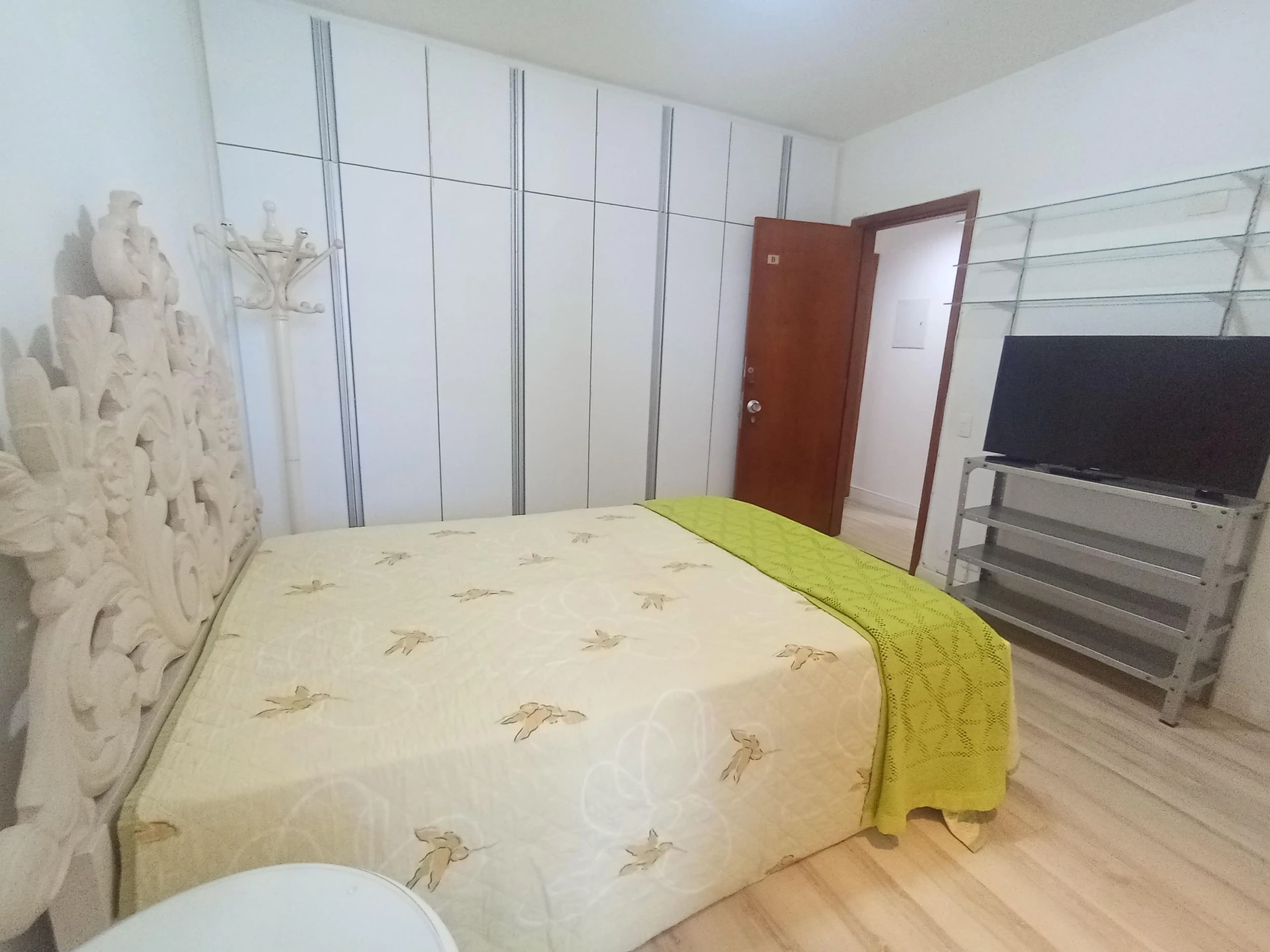 Мебльована квартира з 2 спальнями-сюїтами — photo 21