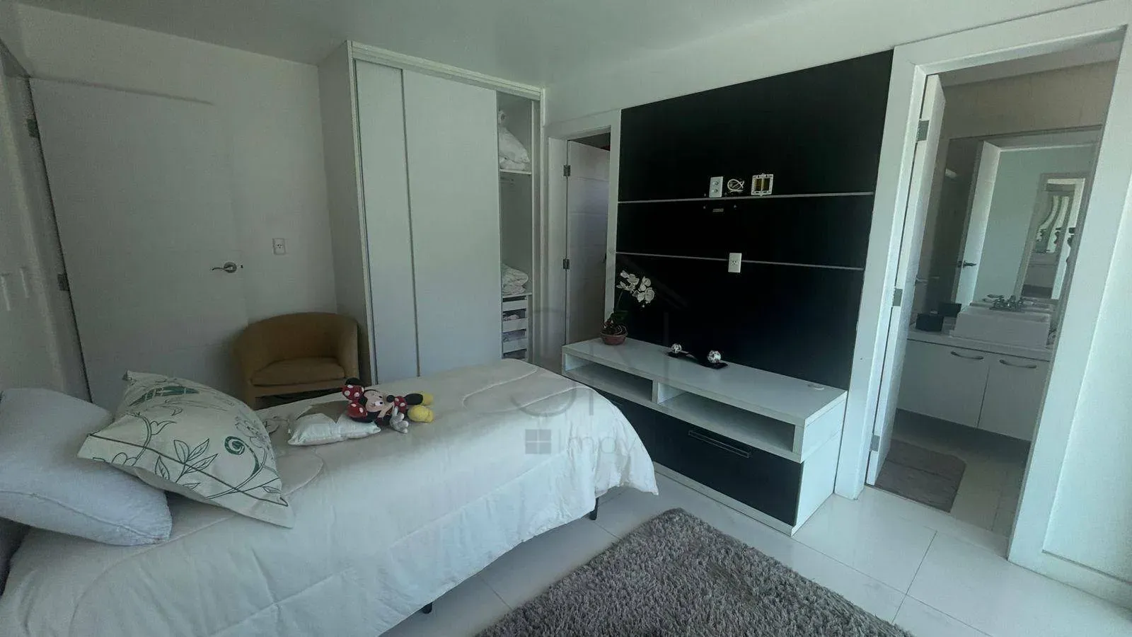 Furnished house 830 m² with 6 bedrooms and open kitchen — photo 29