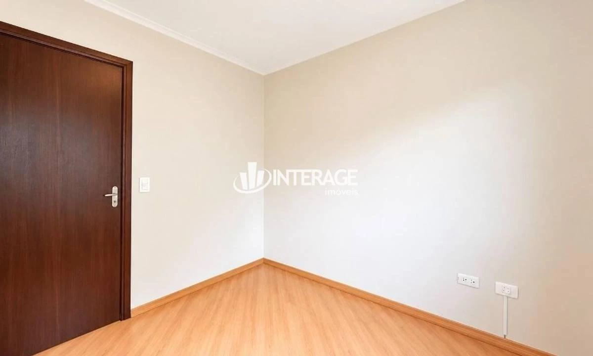 Furnished apartment, 94 m², with wood or laminate floors — photo 13