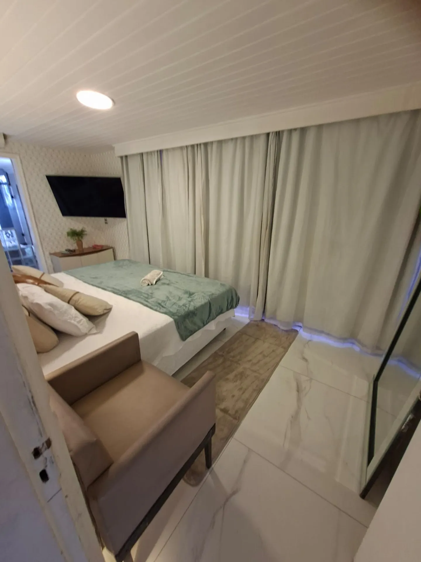 Apartamento de 3 quartos com closet, Todos os Santos — photo 18
