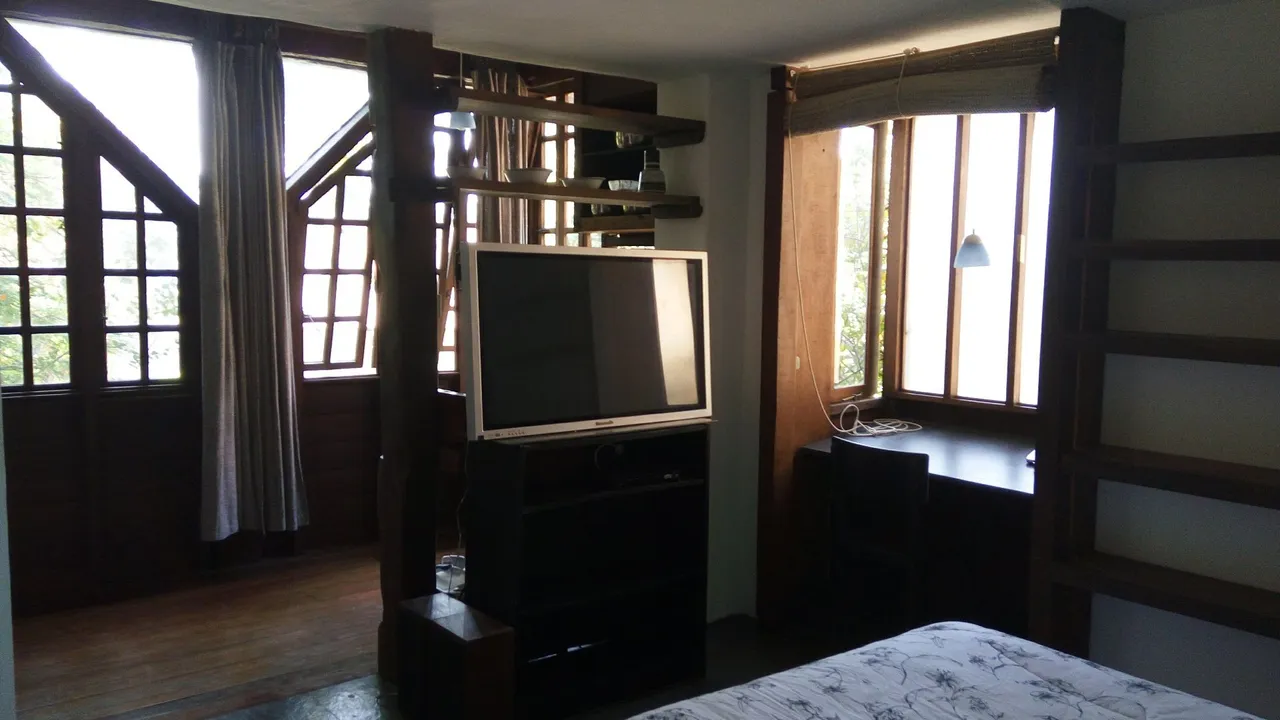 Home office in a one-bedroom apartment, 36 m² — photo 3