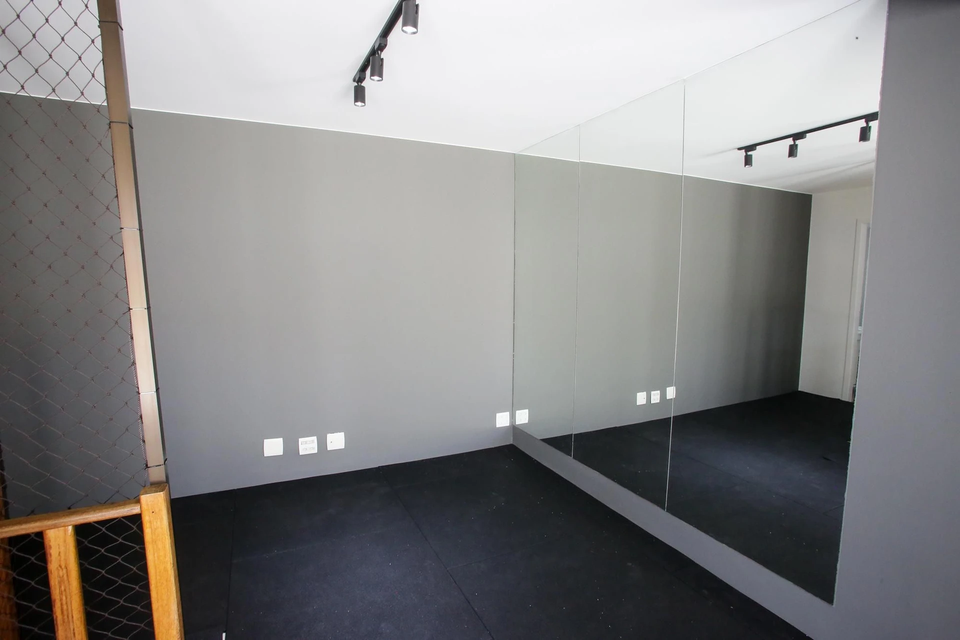 3-bedroom apartment in a building with a sauna — photo 15