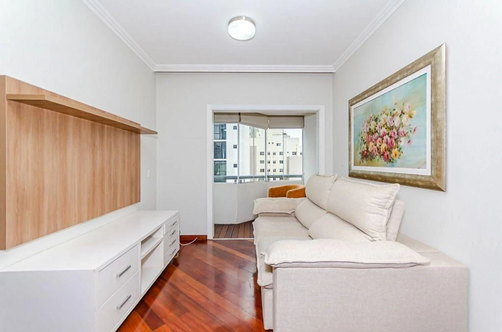 3-bedroom apartment with a washing machine in Curitiba — photo 23