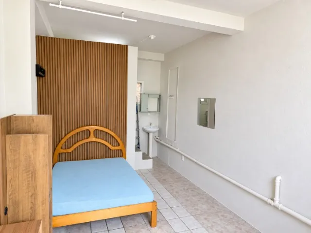 Furnished 4-bedroom house, 170 m² — photo 7
